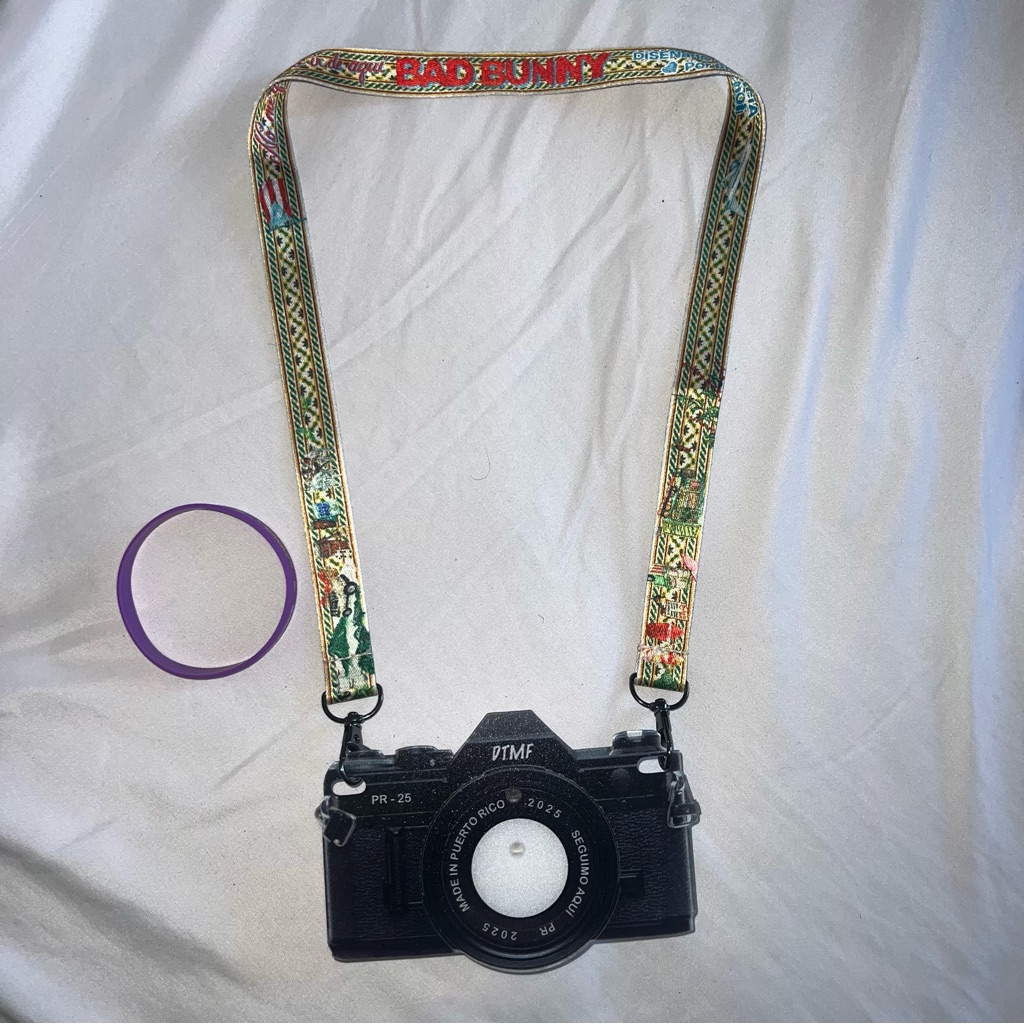 Bad Bunny Limited Camera Residencia Puerto Rico Dtmf With Silicone Wristband